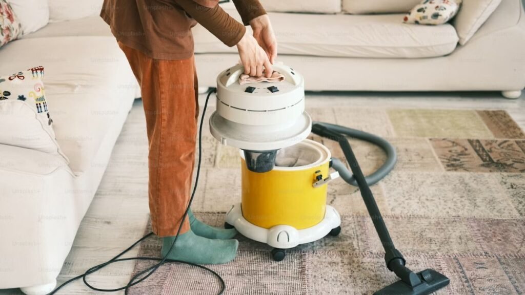 Escolhendo o aspirador de pó certo para facilitar a manutenção