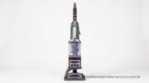 Aspirador Shark Navigator Lift-Away Deluxe em destaque com design roxo e prata sobre fundo branco